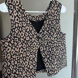 NWT Anthropologie Black and Tan Cheetah Top